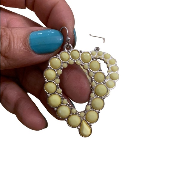 Earrings | Yellow Tear Drop Shape Silver Pastel Yellow New - Picture 4 of 6